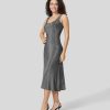 Kleider HALARA | Armelloses, Ruckenfreies Metallic-Midi-Partykleid Mit U-Ausschnitt